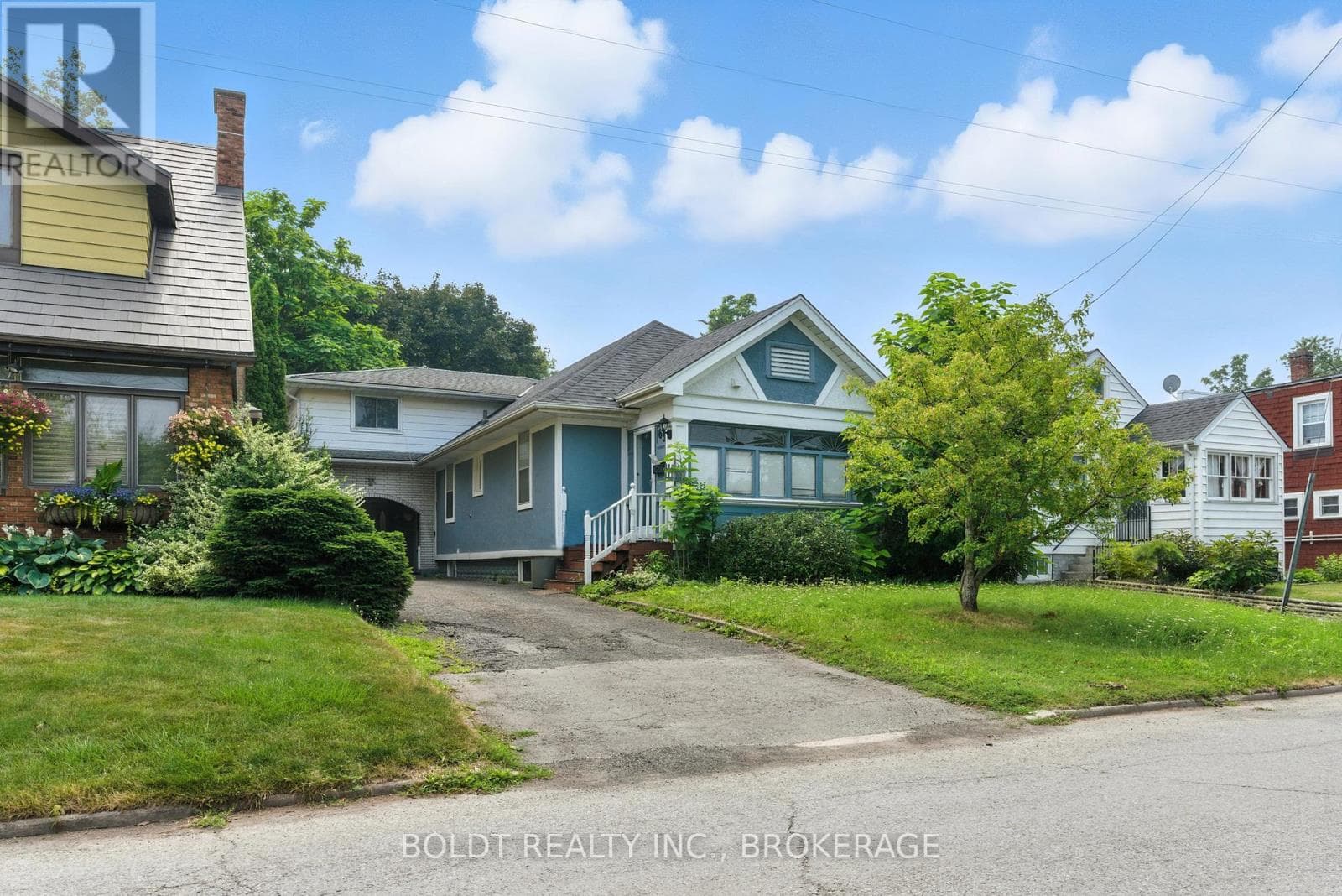 63 PERMILLA STREET — St. Catharines (Ridley), Ontario - Main photo