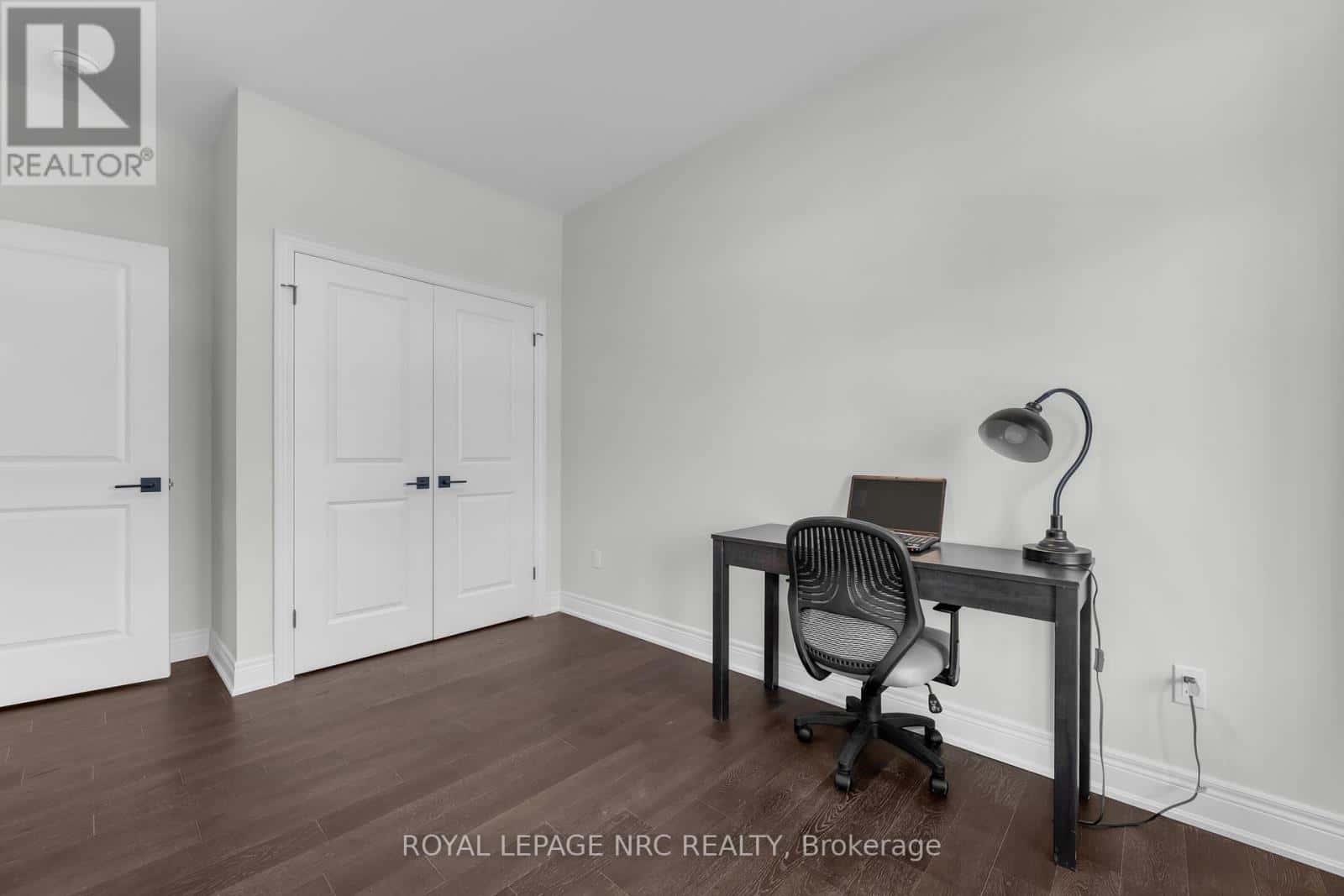 732 CLARENCE STREET — Port Colborne (Sugarloaf), Ontario - Photo 5 of 23