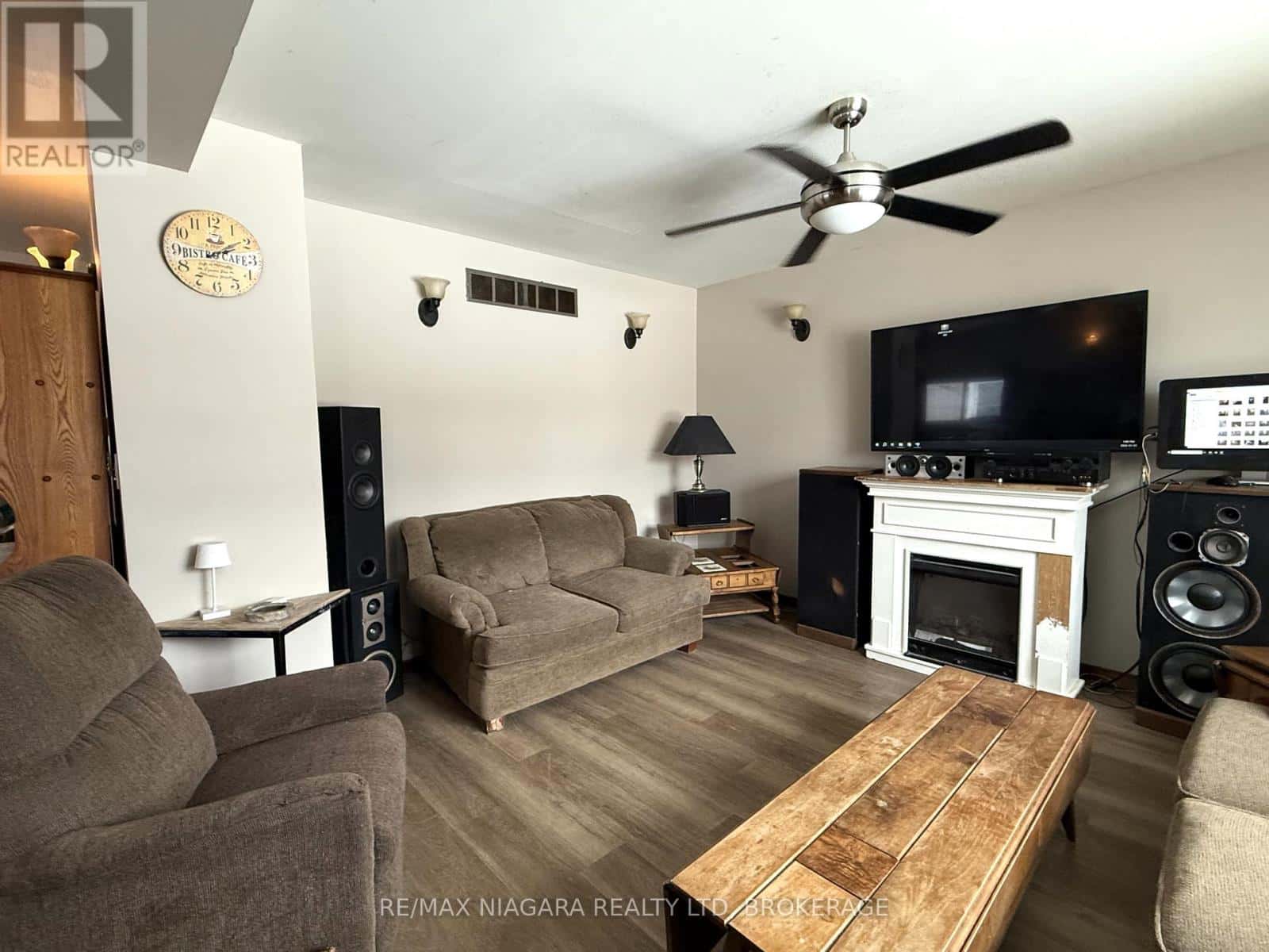 351 BROCK STREET — Fort Erie (Central), Ontario - Photo 3 of 16