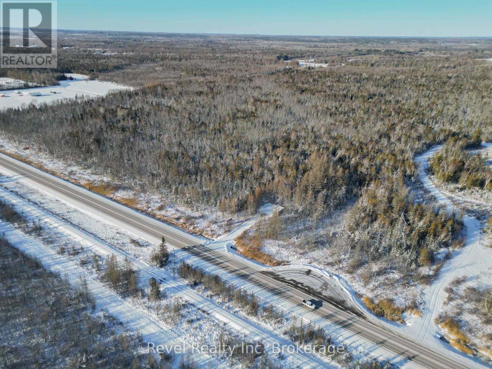 12425 HIGHWAY 17 — West Nipissing (Sturgeon Falls), Ontario - Photo 3 of 14