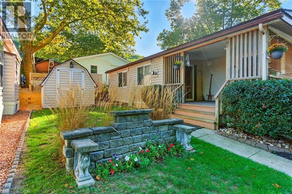 23 FOUR MILE CREEK Road Unit# 411 — Niagara-on-the-Lake, Ontario - Photo 4 of 45