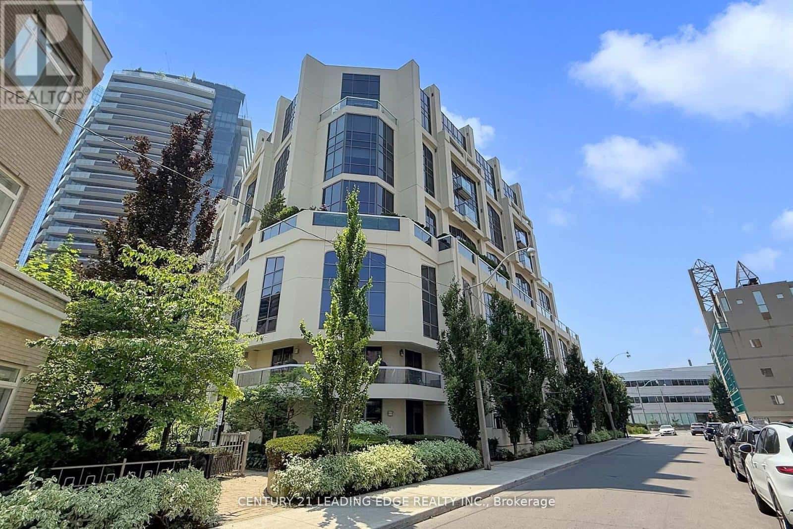 502 - 3 MCALPINE STREET — Toronto (Annex), Ontario - Photo 3 of 48