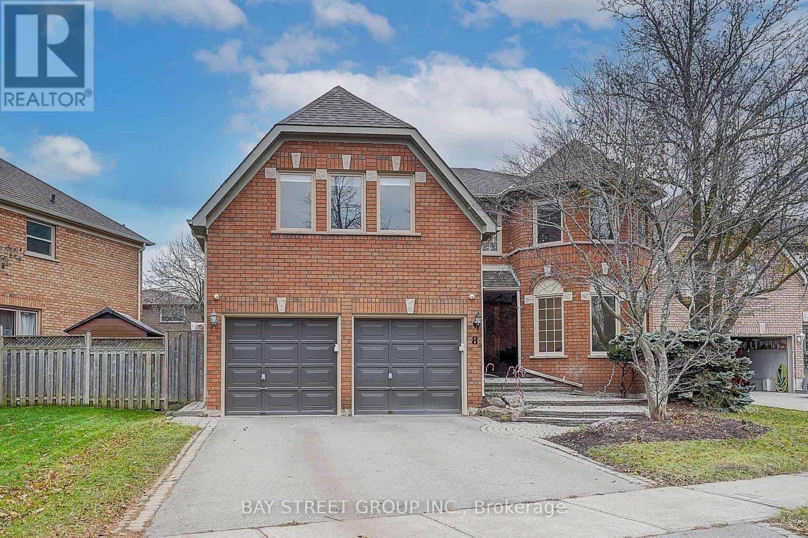 8 MOORELAND COURT — Markham (Markham Village), Ontario - Photo 4 of 43
