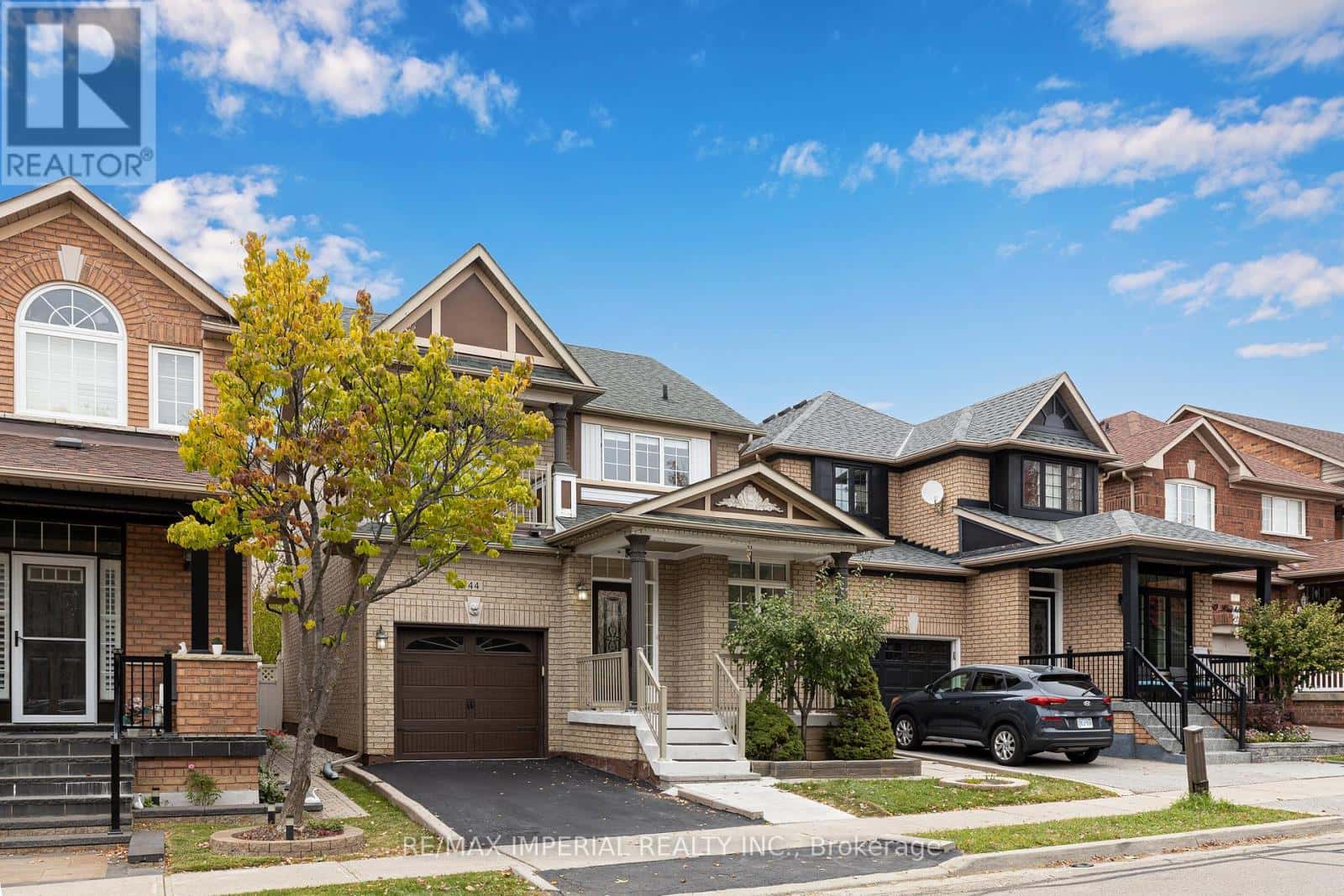 44 HAWKVIEW BOULEVARD — Vaughan (Vellore Village), Ontario - Photo 2 of 47