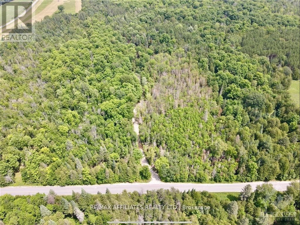 1385 SHERIDAN RAPIDS ROAD — Lanark Highlands, Ontario - Main photo