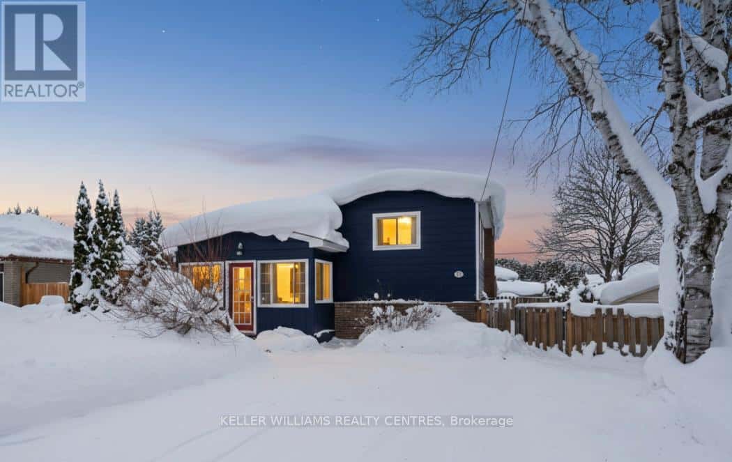 318 COLBORNE STREET — Midland, Ontario - Photo 2 of 45