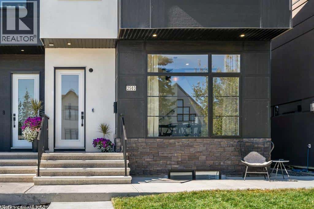 2503 20 Street SW — Calgary, Alberta - Photo 4 of 49