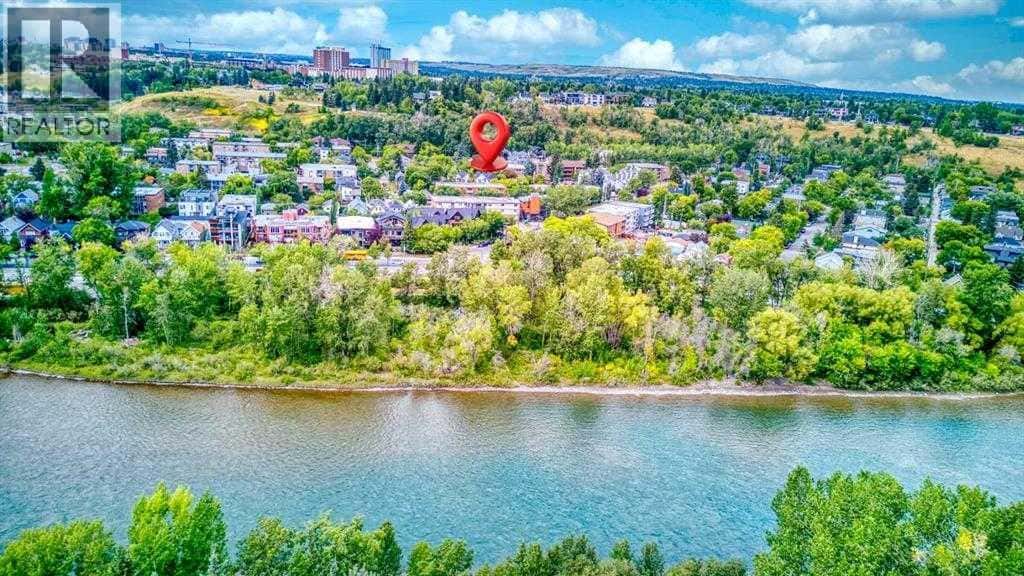 101, 625 2 Avenue NW — Calgary, Alberta - Photo 2 of 11