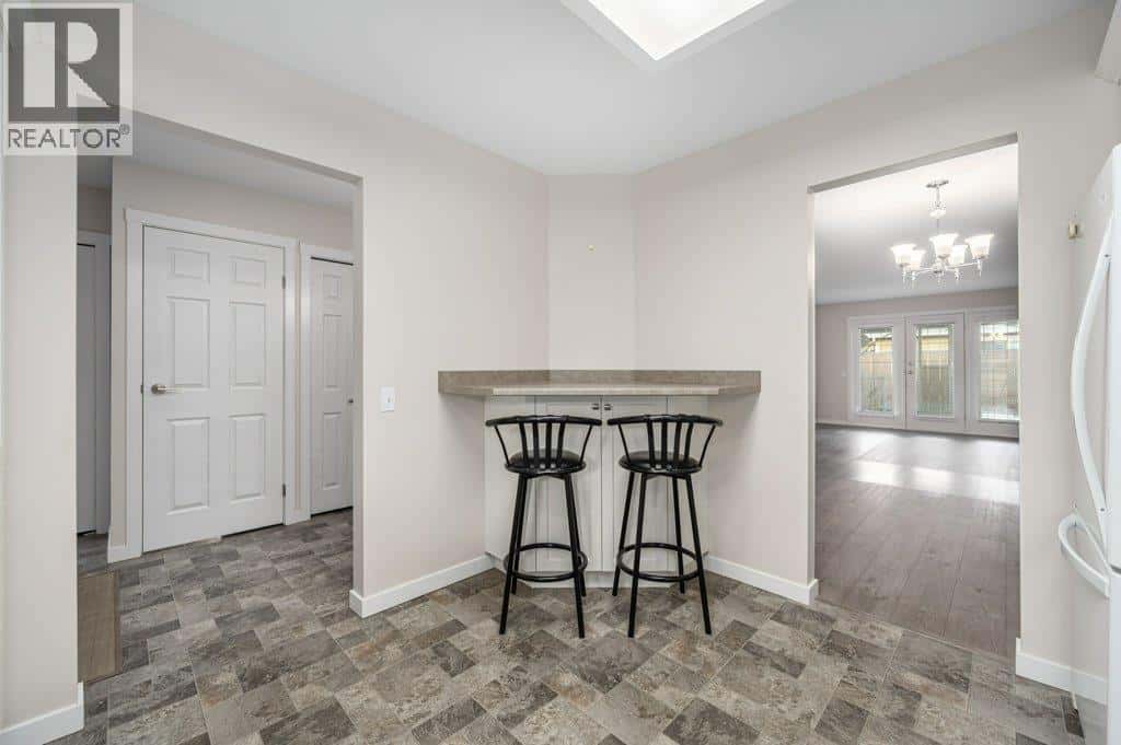 1285 14th Street Unit# 14 — Kamloops, British Columbia - Photo 4 of 43