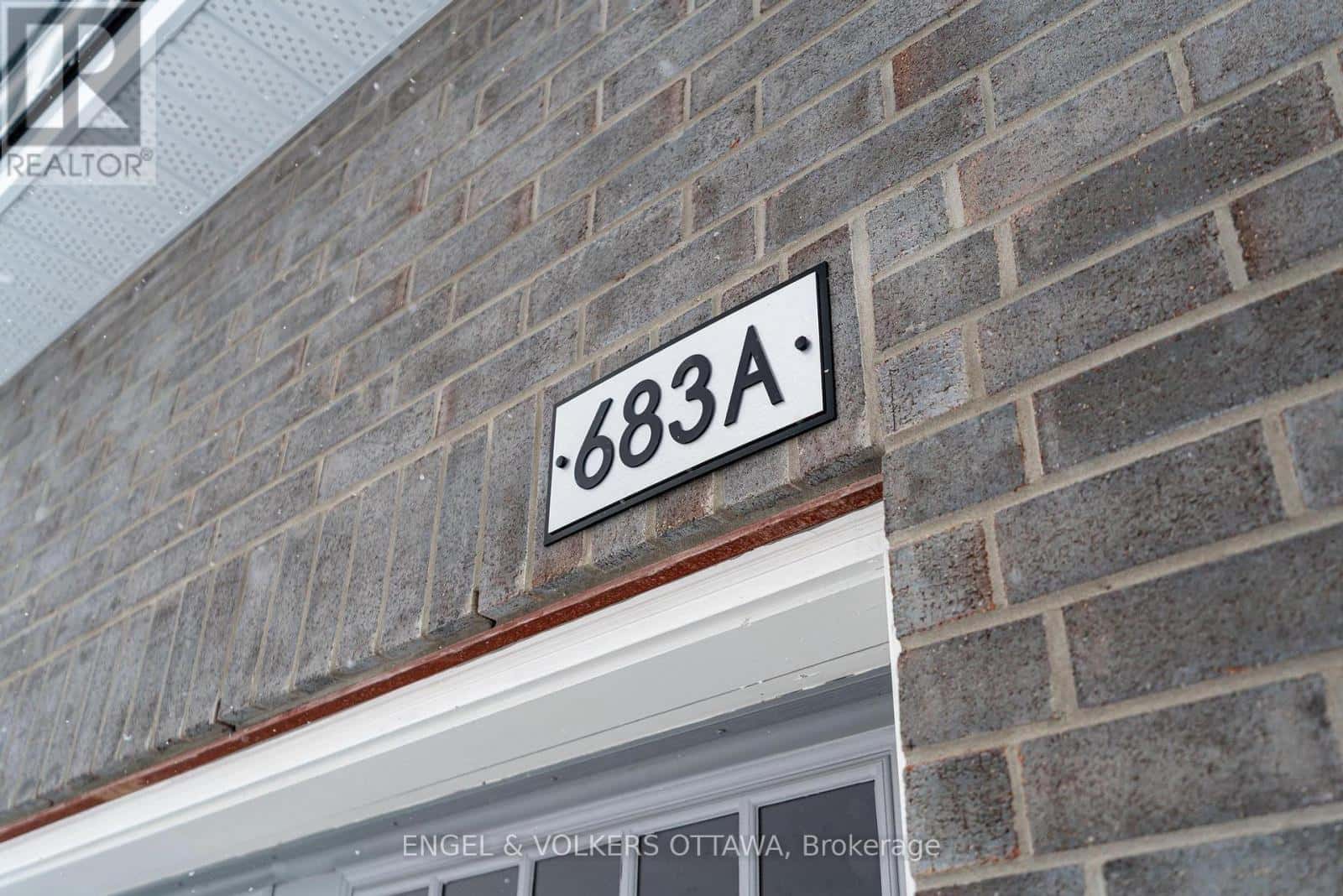 683 FISHER STREET — North Grenville, Ontario - Photo 3 of 49