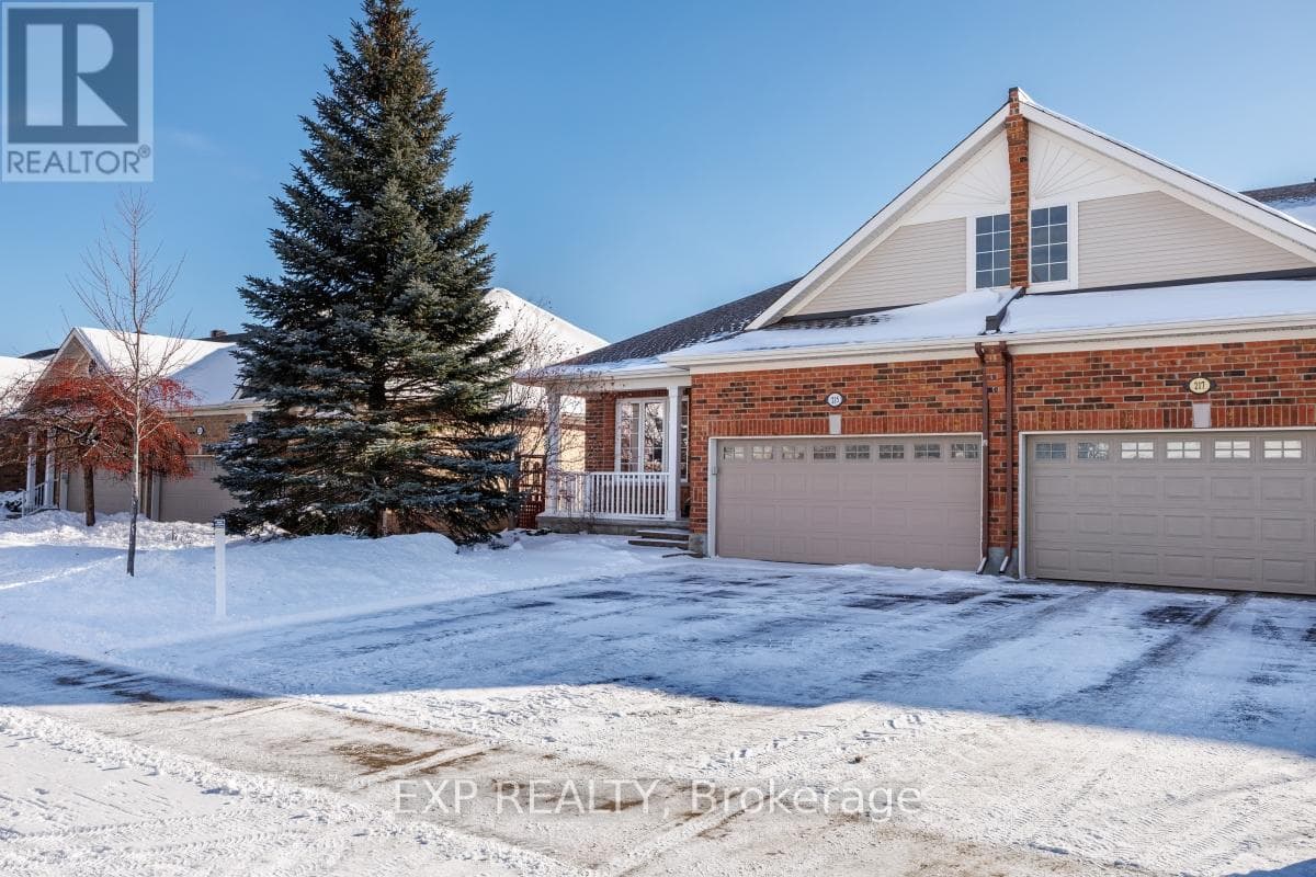 215 CAIRNSMORE CIRCLE — Ottawa, Ontario - Main photo