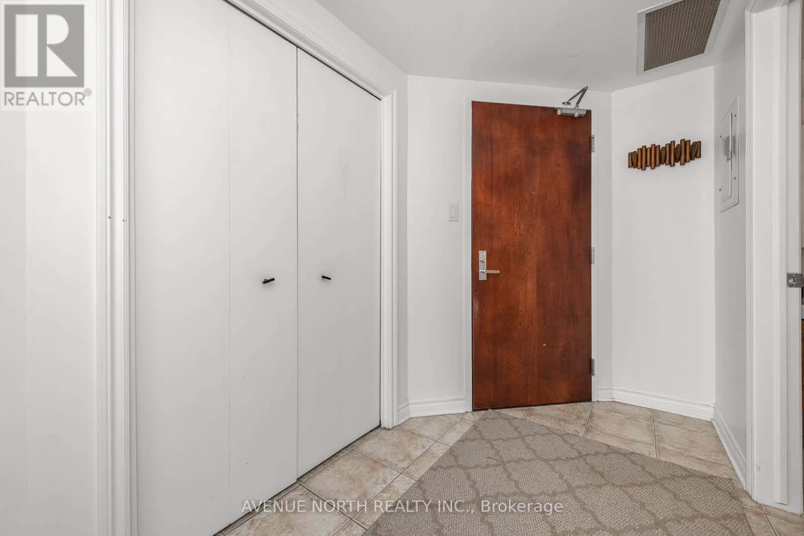 912 - 200 RIDEAU STREET — Ottawa, Ontario - Photo 4 of 40