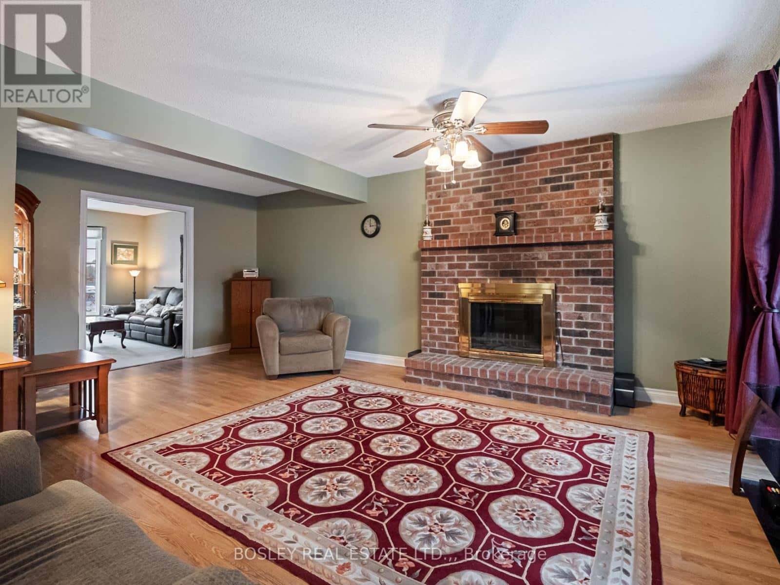 8 CHESSINGTON STREET — St. Catharines (Grapeview), Ontario - Photo 5 of 45