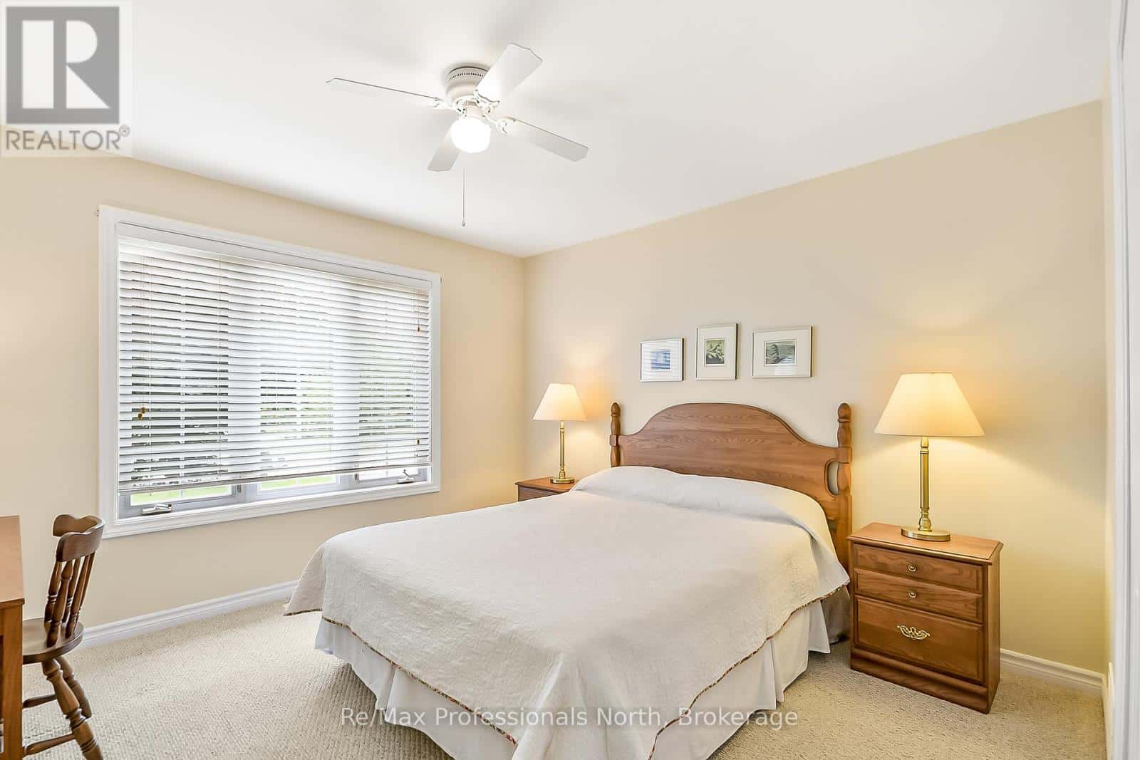 136 HEDGEWOOD LANE — Gravenhurst (Muskoka (S)), Ontario - Photo 3 of 34