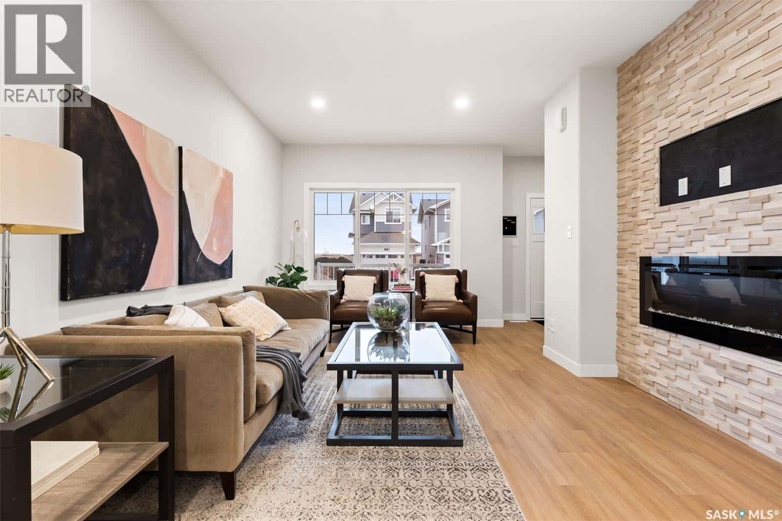 3164 Green Turtle ROAD — Regina, Saskatchewan - Photo 2 of 36