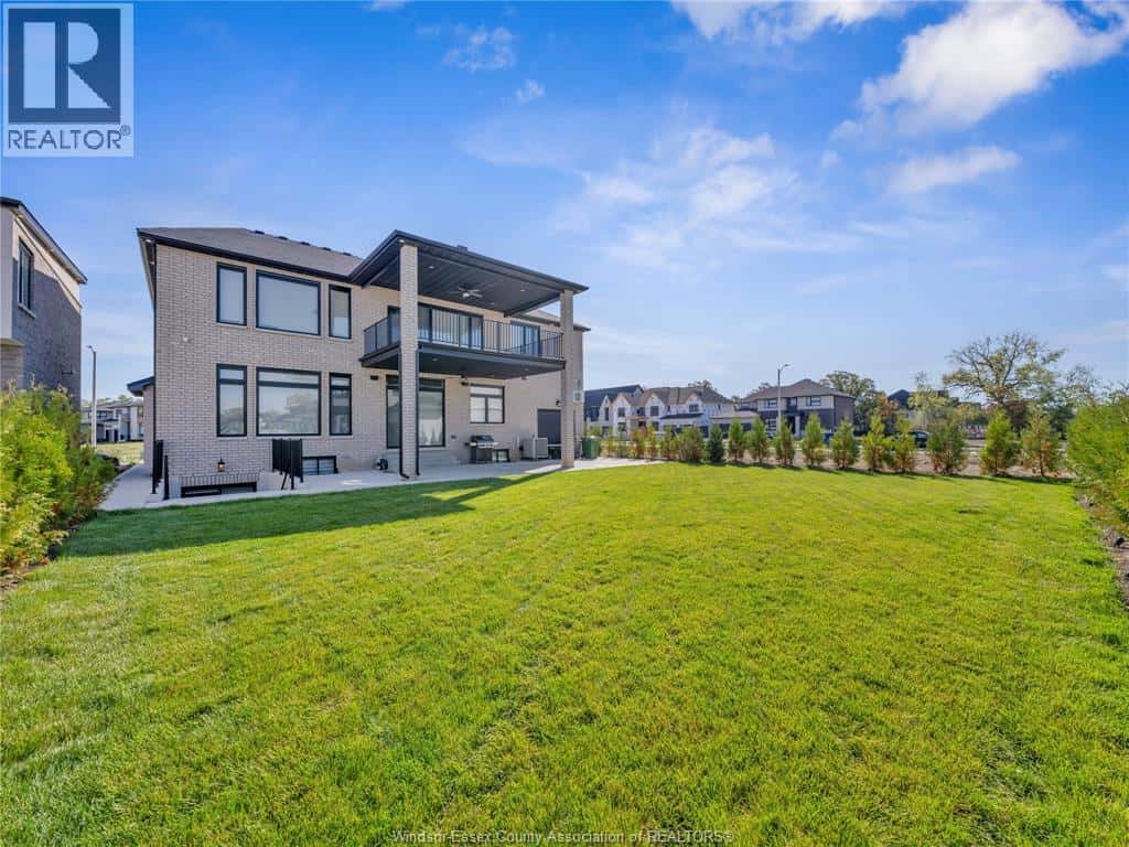 4461 CATERINA — LaSalle, Ontario - Photo 4 of 42