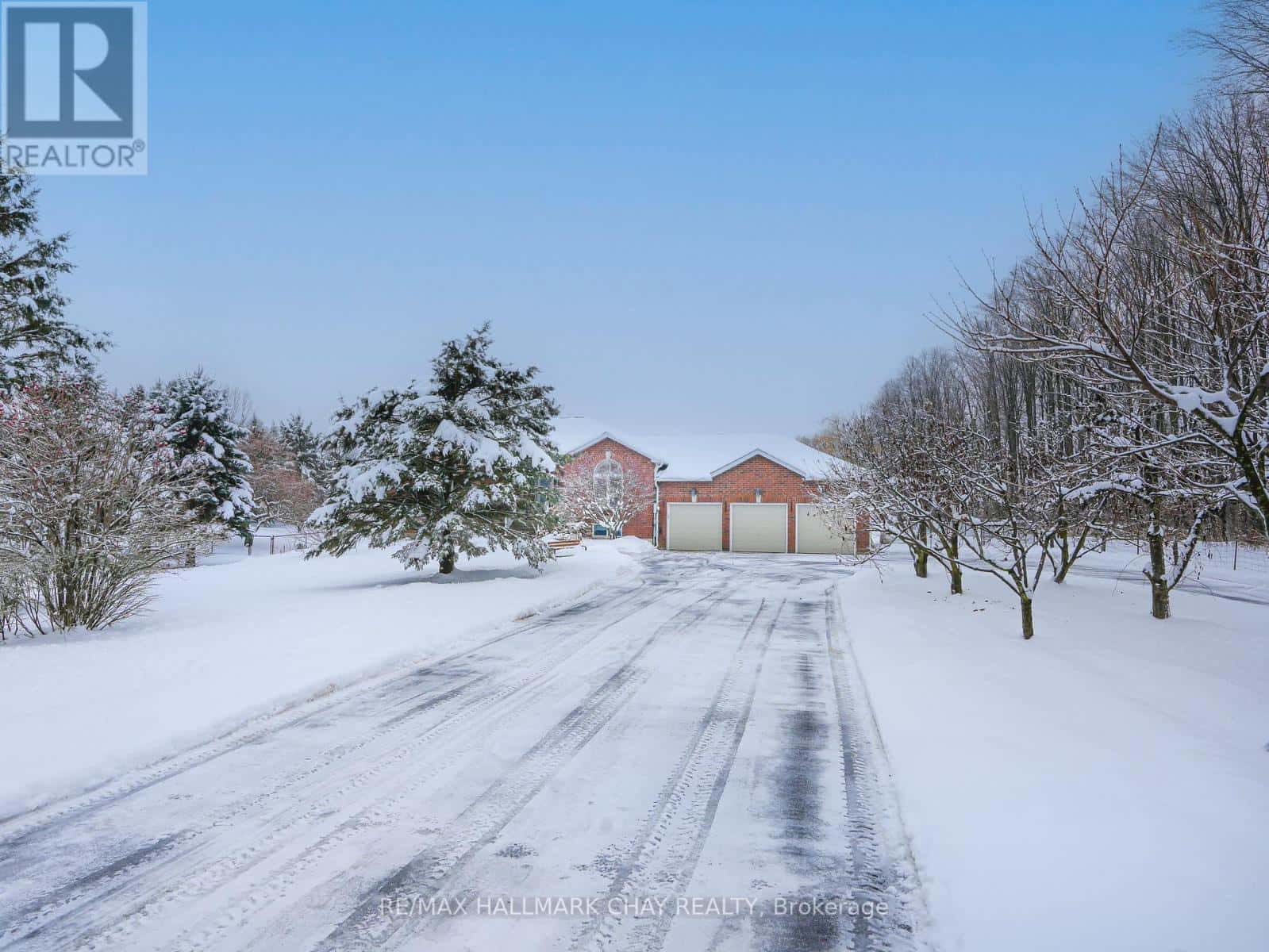 7558 CONCESSION ROAD 2 ROAD — Adjala-Tosorontio, Ontario - Photo 2 of 50