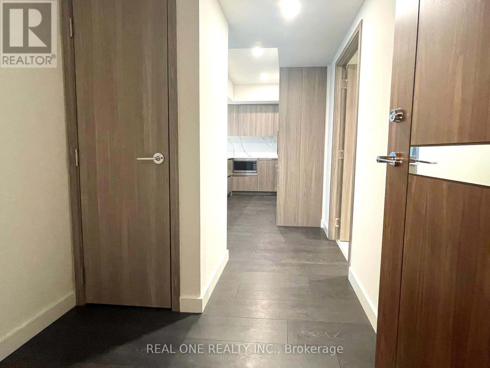 2505 - 1 CONCORD CITYPLACE WAY — Toronto (Waterfront Communities), Ontario - Photo 4 of 33