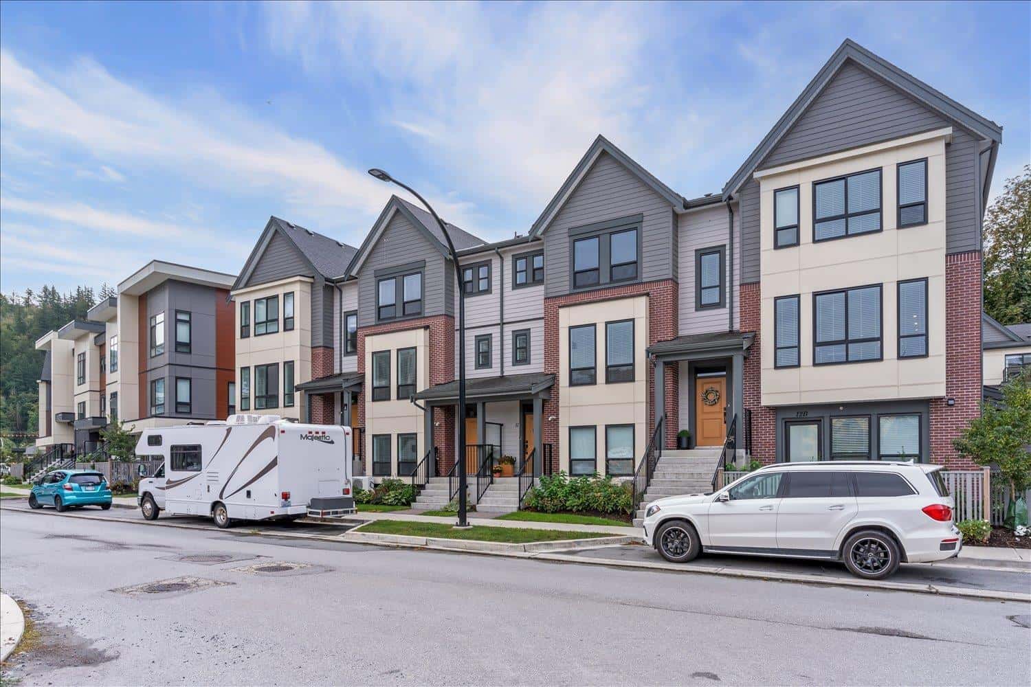 10 45500 CAMPUS DRIVE, Garrison Crossing — Chilliwack, British Columbia - Photo 5 of 38