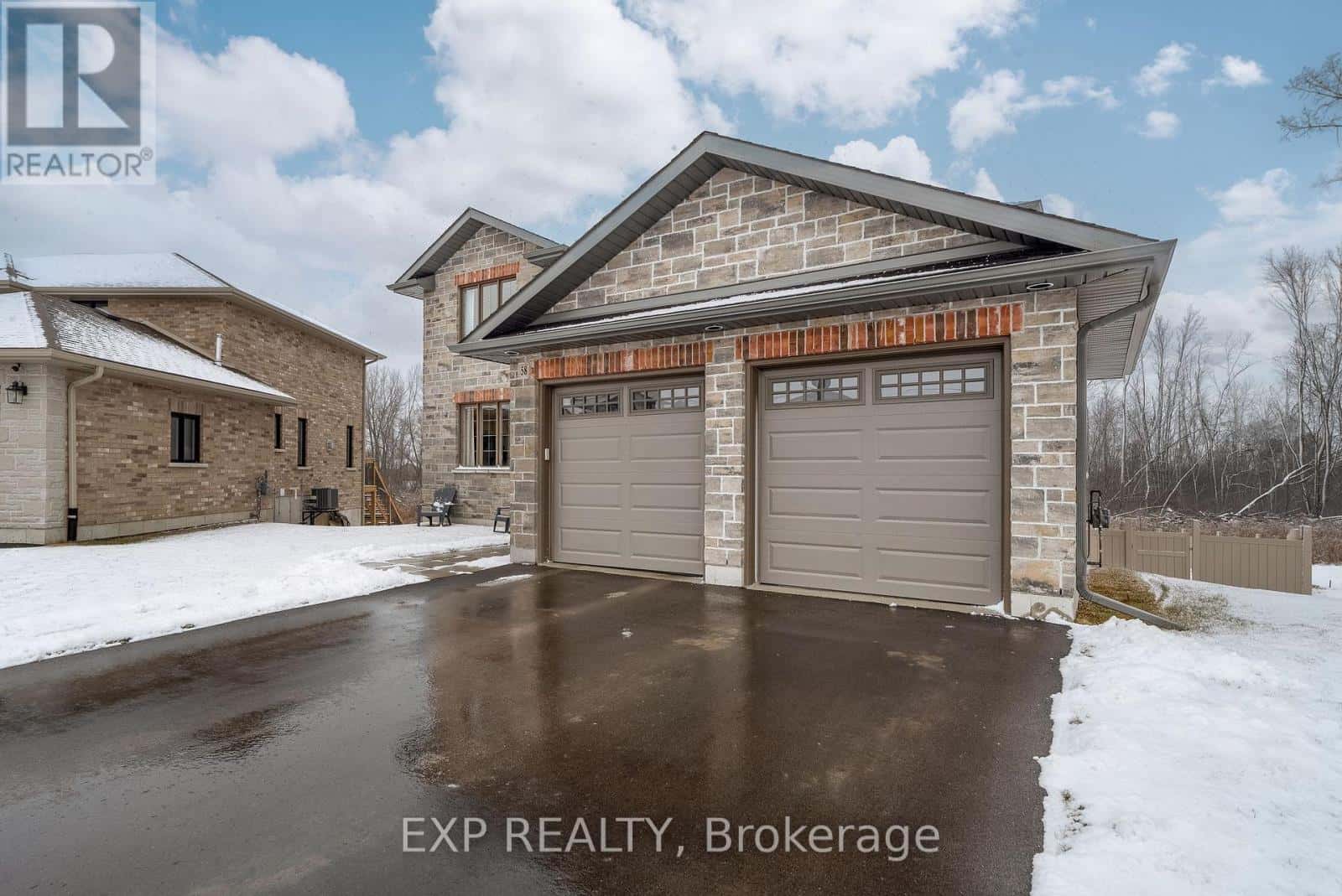 58 LANARK DRIVE — Belleville (Belleville Ward), Ontario - Photo 2 of 50