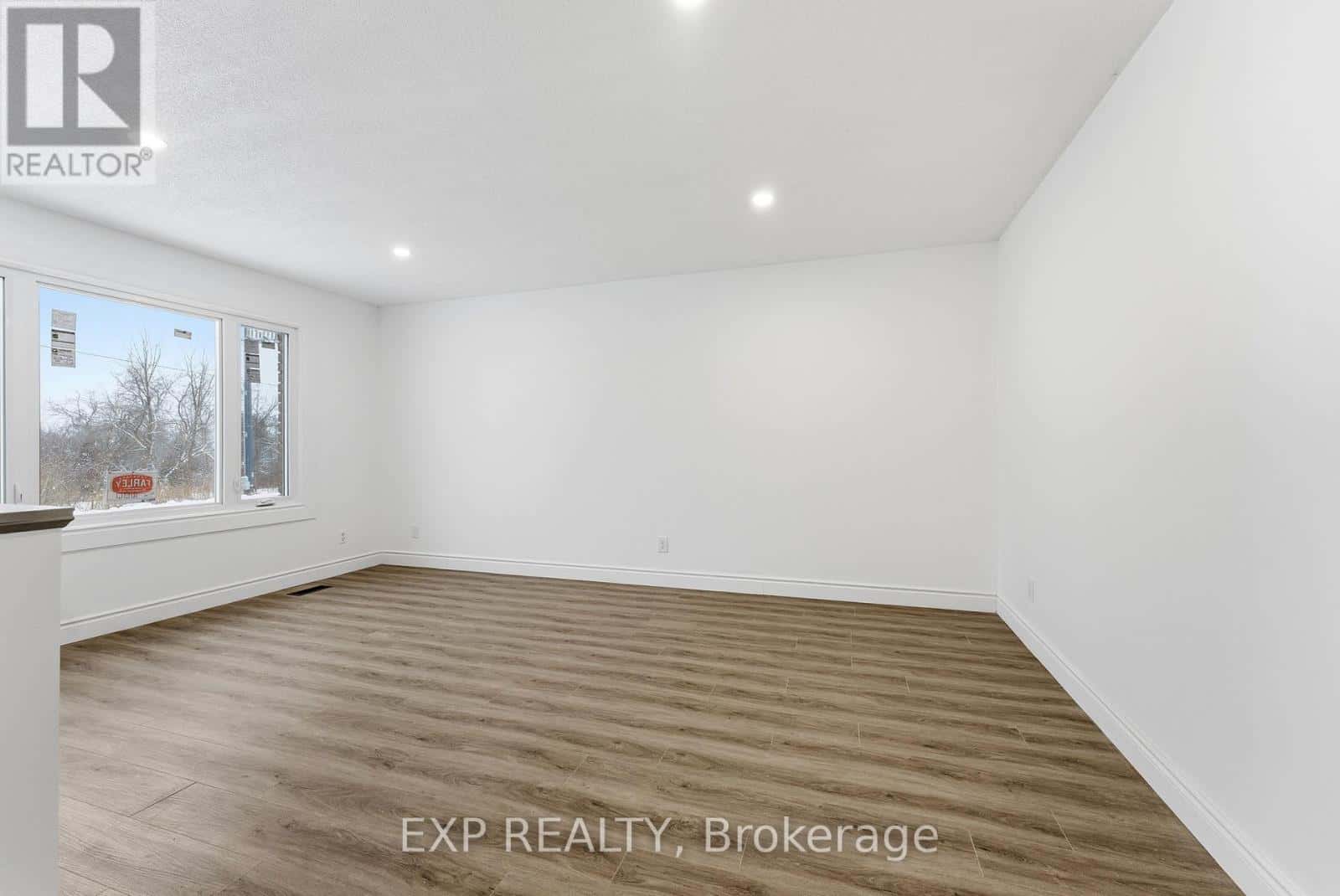 136 NORTH MURRAY STREET — Quinte West (Trenton Ward), Ontario - Photo 5 of 42