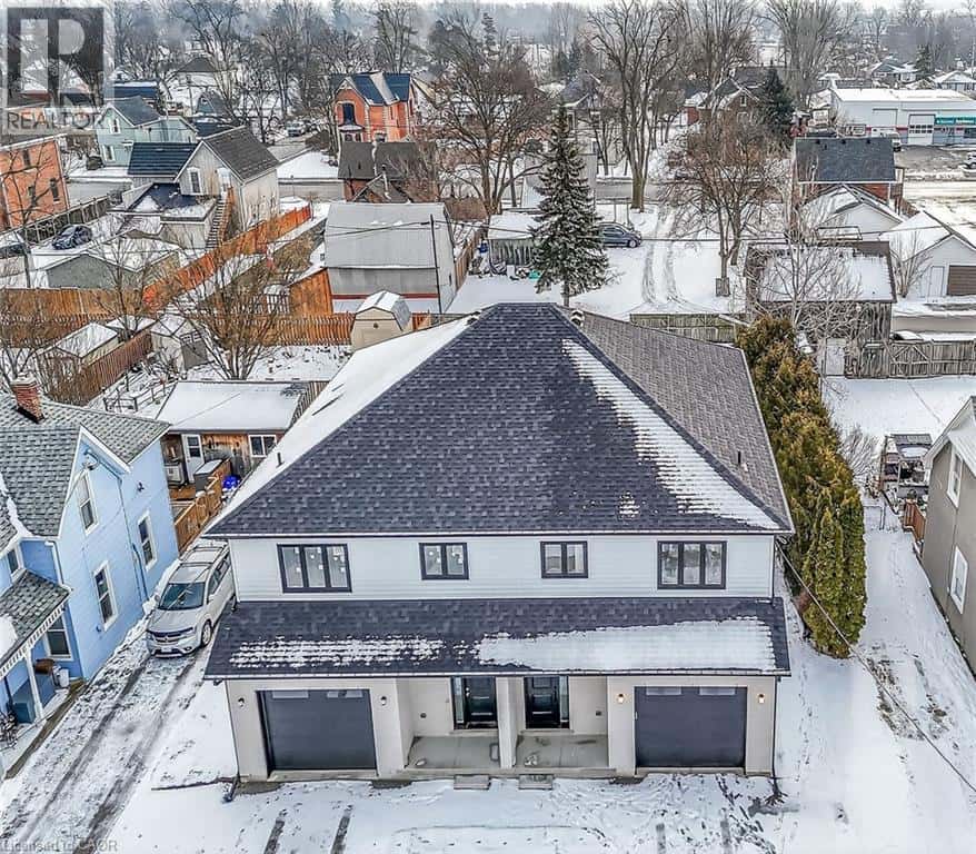 45 A HOWARD Street — Hagersville, Ontario - Photo 2 of 23