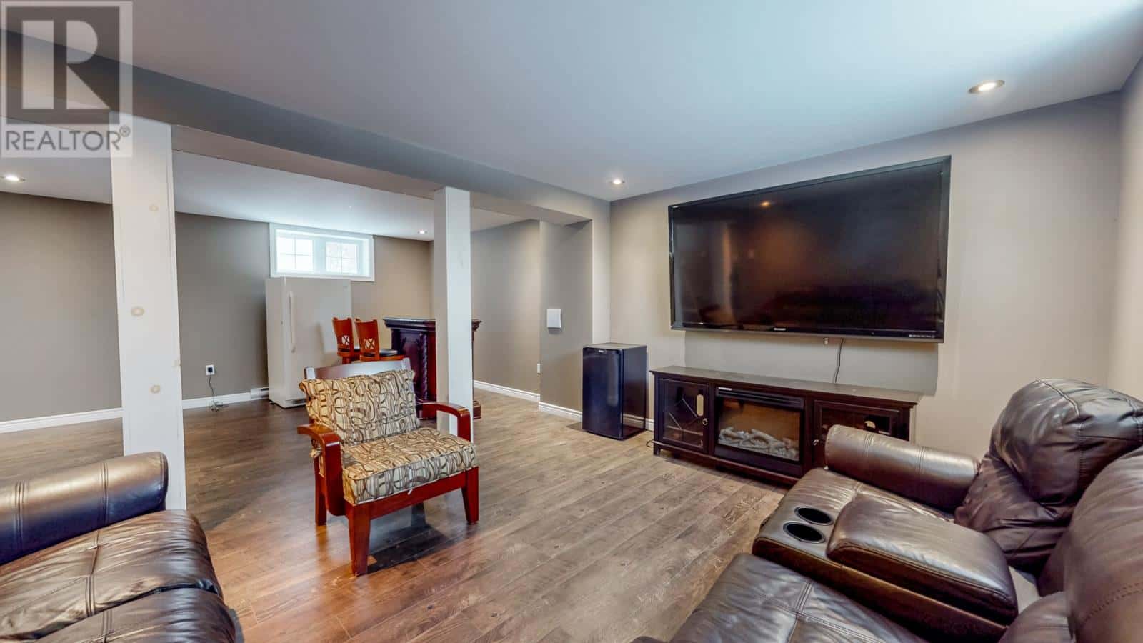 20 Conception Bay Highway — Avondale, Newfoundland & Labrador - Photo 5 of 40