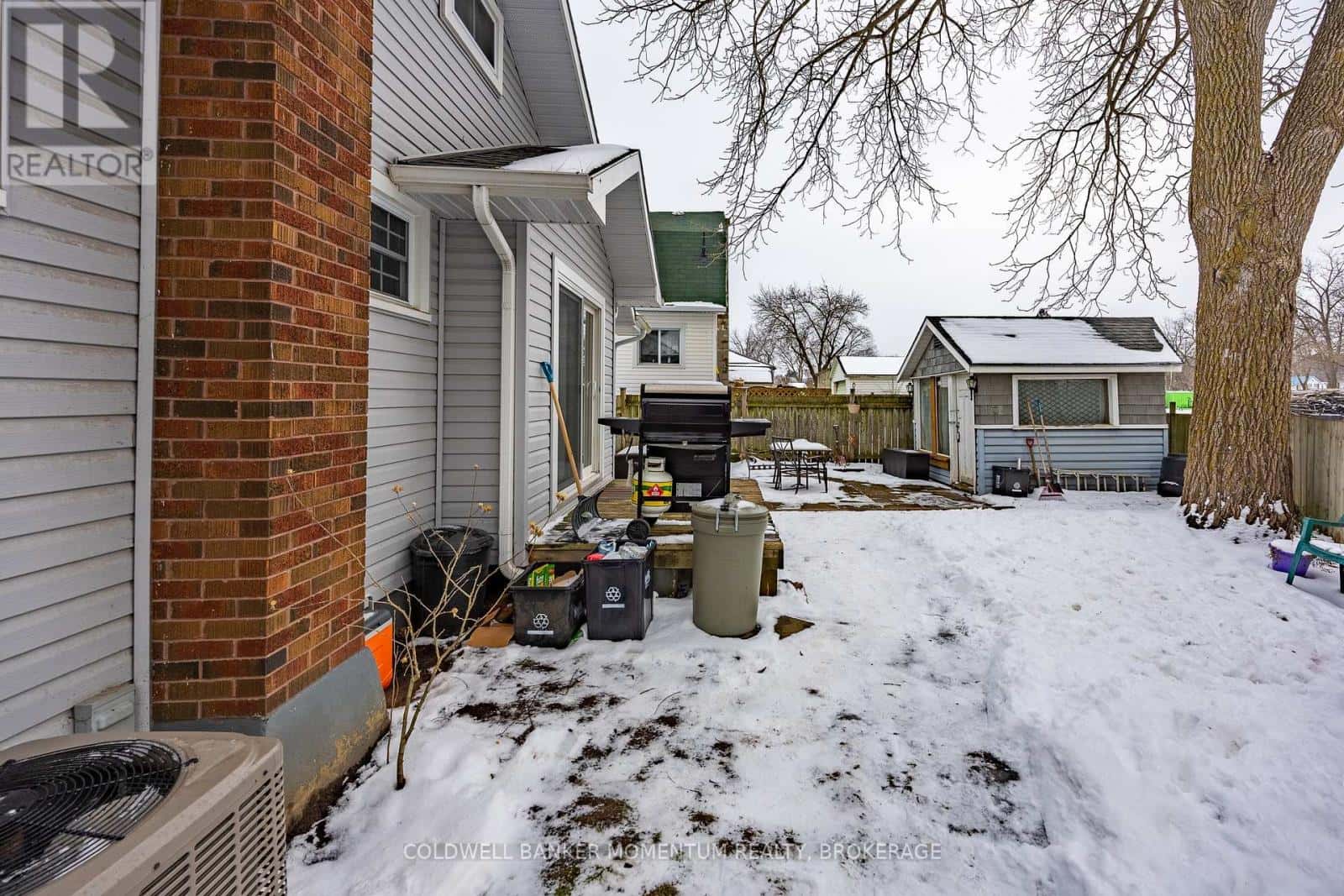 17 JAMES STREET — Norfolk (Simcoe), Ontario - Photo 4 of 26