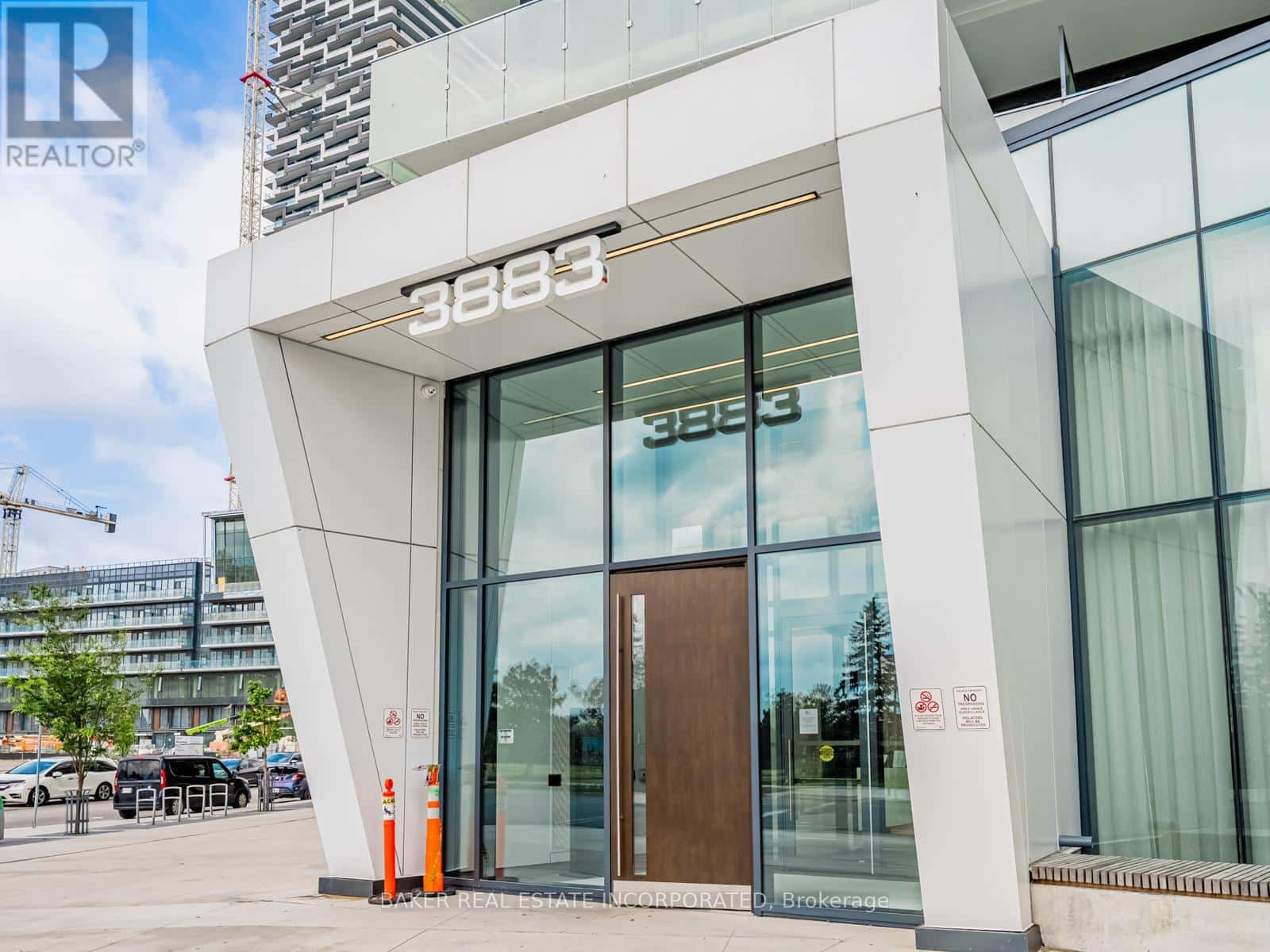 TH 12 - 407 WEBB DRIVE — Mississauga (City Centre), Ontario - Photo 2 of 31