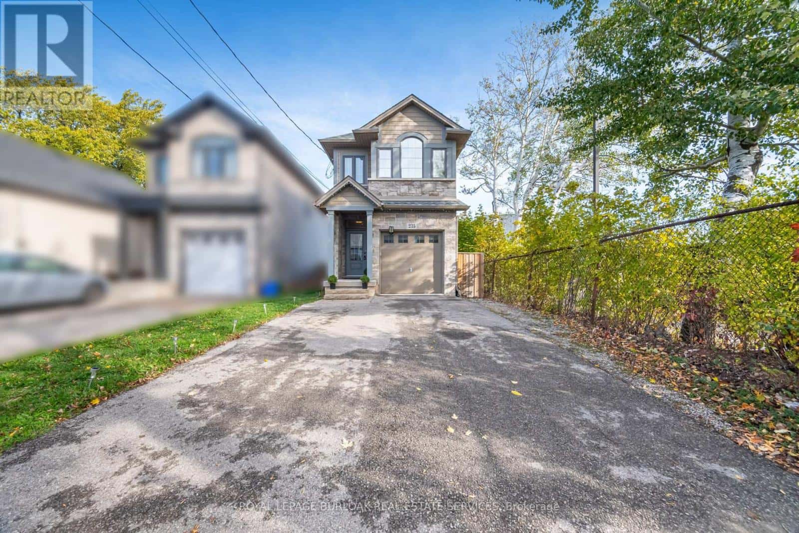 235 MEAD AVENUE — Hamilton (Parkview), Ontario - Photo 5 of 44