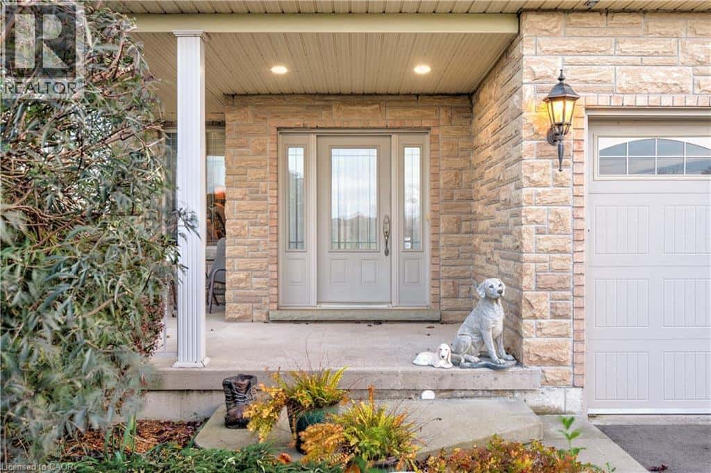 8036 SHERIDAN Court — Grassie, Ontario - Photo 2 of 44