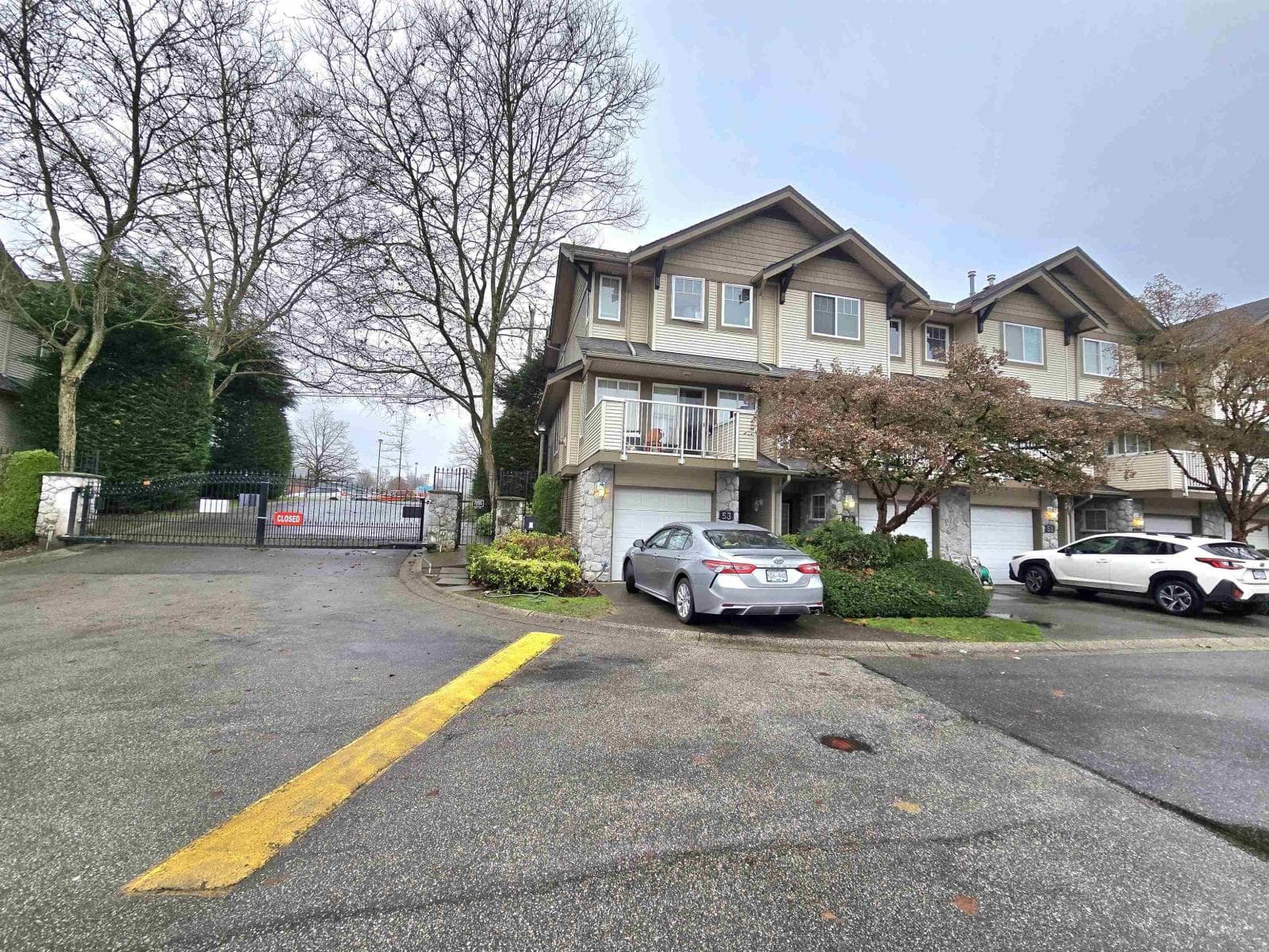 53 8888 151 STREET — Surrey, British Columbia - Main photo