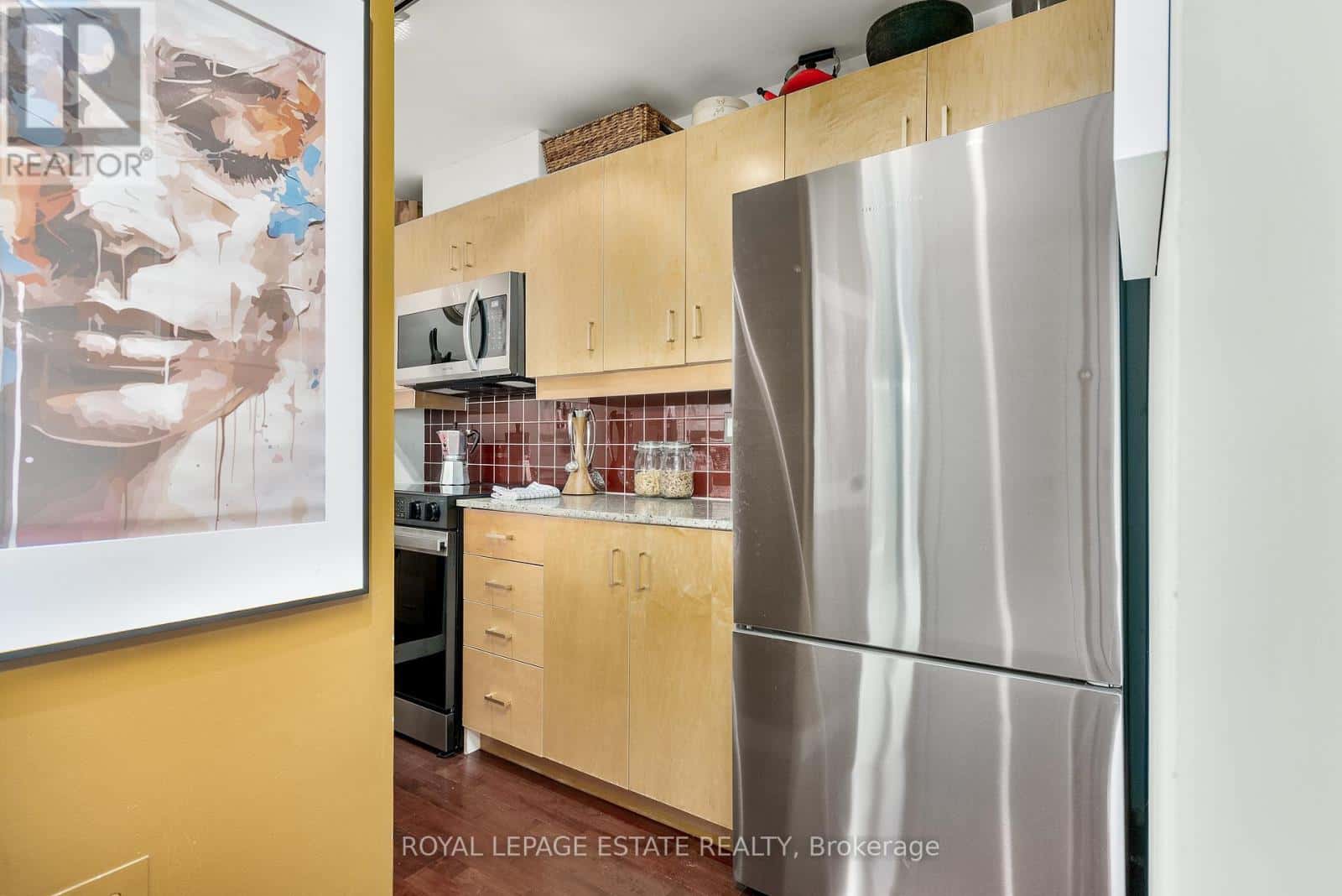 1003 - 281 MUTUAL STREET — Toronto (Church-Yonge Corridor), Ontario - Photo 2 of 37