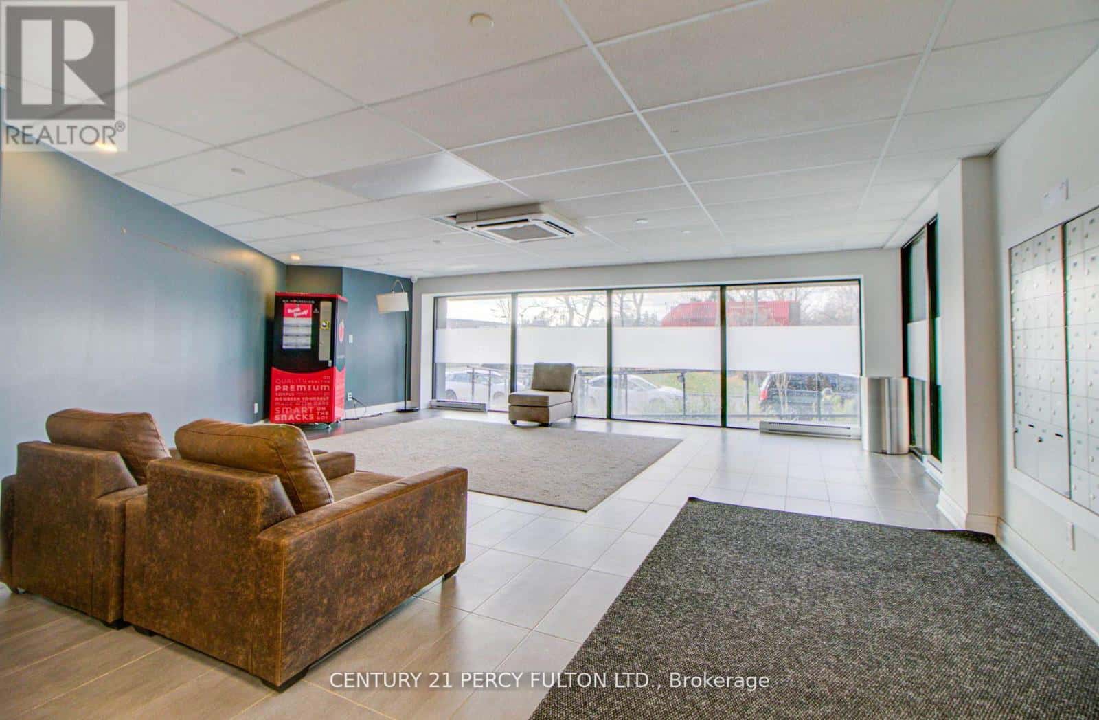 509 - 1 FALAISE ROAD — Toronto (West Hill), Ontario - Photo 3 of 10