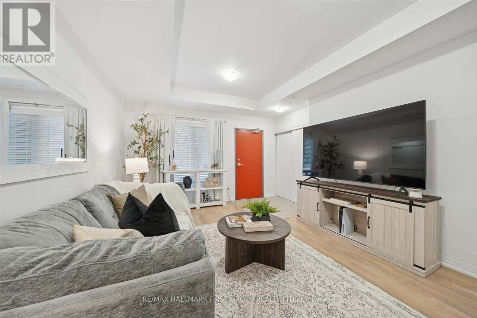 1013 - 2635 WILLIAM JACKSON DRIVE — Pickering (Duffin Heights), Ontario - Photo 3 of 15