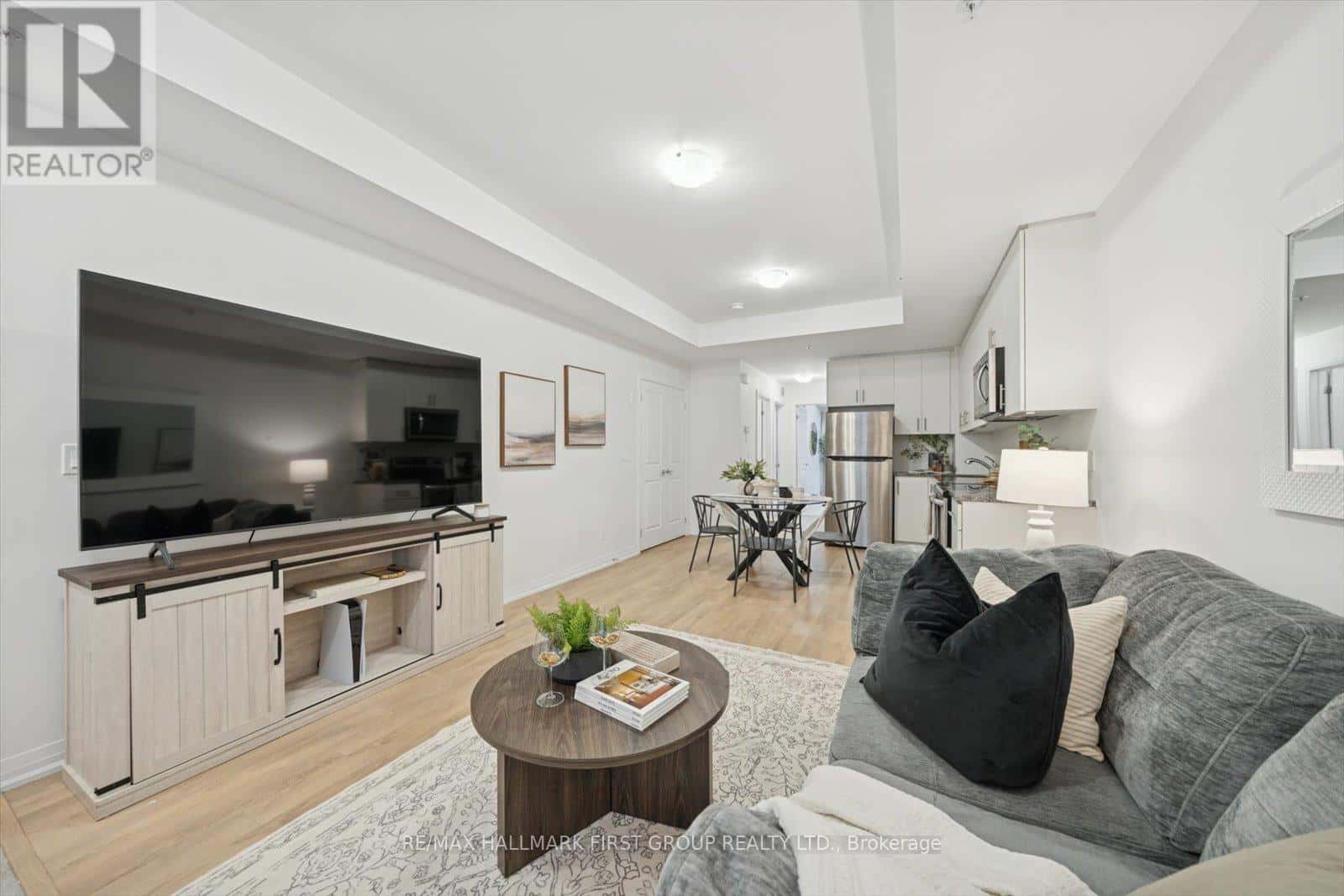 1013 - 2635 WILLIAM JACKSON DRIVE — Pickering (Duffin Heights), Ontario - Photo 4 of 15