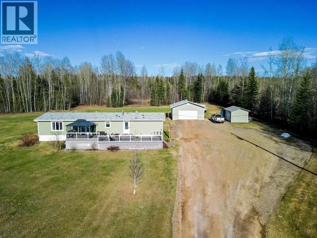 51 PEBBLE DRIVE — Fort Nelson, British Columbia - Main photo