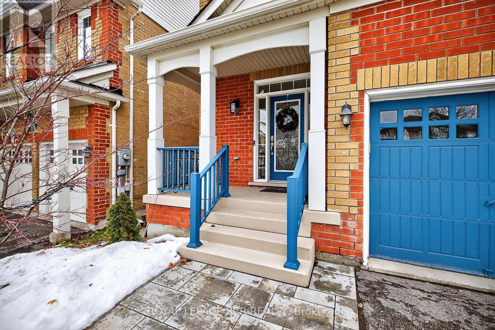 54 FORD WILSON BOULEVARD — Newmarket (Woodland Hill), Ontario - Photo 3 of 49