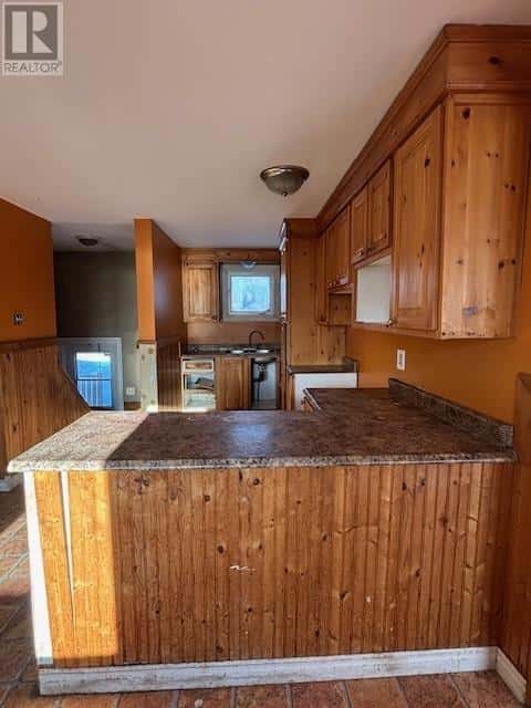 601 Jr Smallwood Boulevard — Gambo, Newfoundland & Labrador - Photo 5 of 27