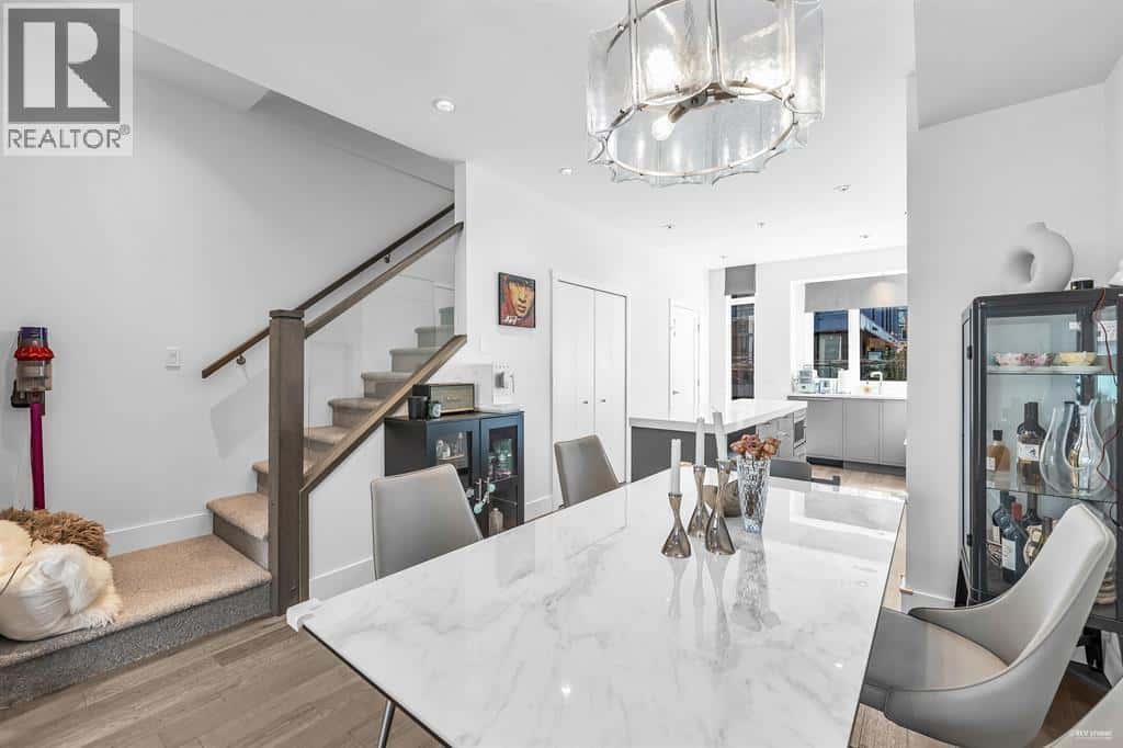 7623 YUKON STREET — Vancouver, British Columbia - Photo 5 of 34