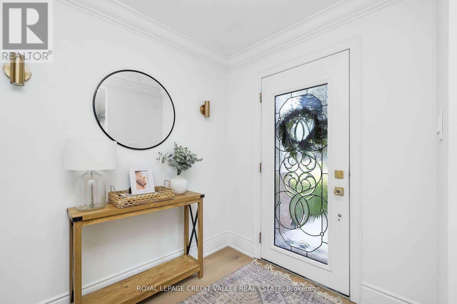 47 LARRY STREET — Caledon (Caledon East), Ontario - Photo 4 of 45