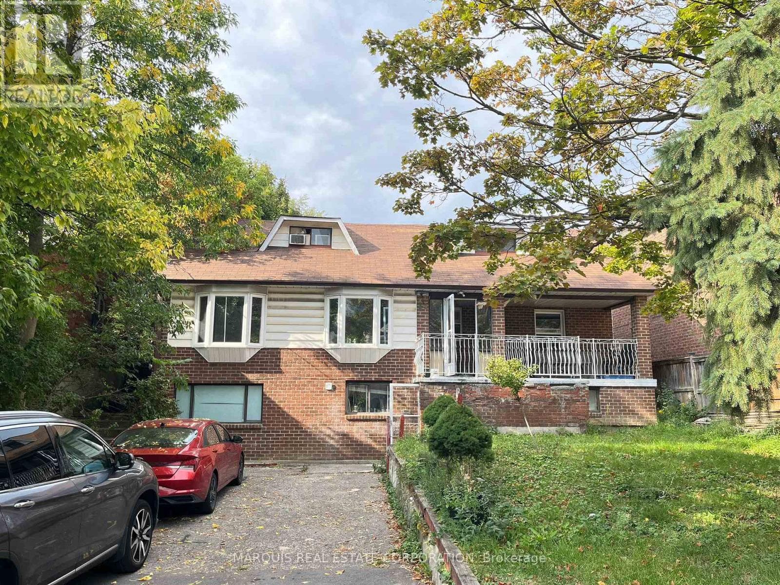 14 CARDELL AVENUE — Toronto (Humberlea-Pelmo Park), Ontario - Main photo