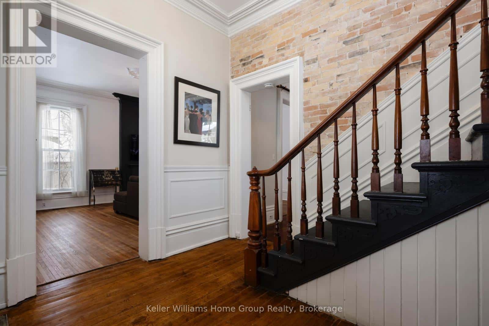 150 WELLINGTON STREET E — Wellington North (Mount Forest), Ontario - Photo 3 of 40