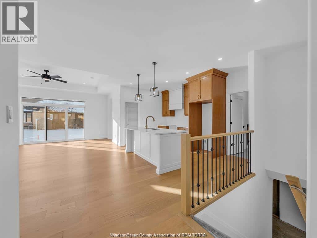 2611 BARKLEY AVENUE — Windsor, Ontario - Photo 5 of 23