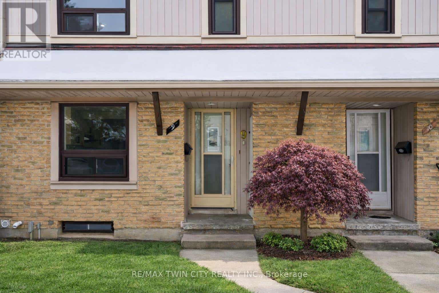 9 - 280 THALER AVENUE — Kitchener, Ontario - Photo 2 of 45