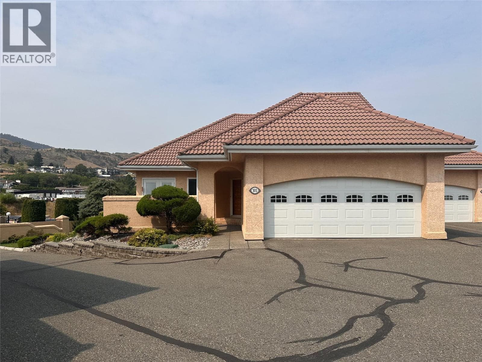 45 HUDSONS BAY Trail Unit# 101 — Kamloops, British Columbia - Main photo