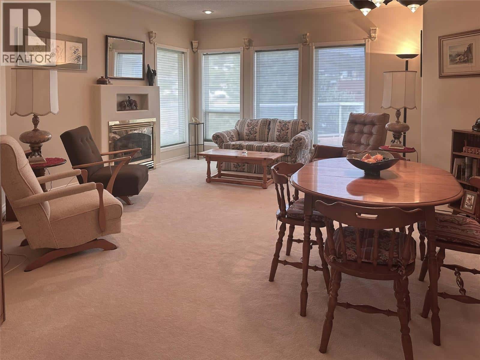 45 HUDSONS BAY Trail Unit# 101 — Kamloops, British Columbia - Photo 3 of 33