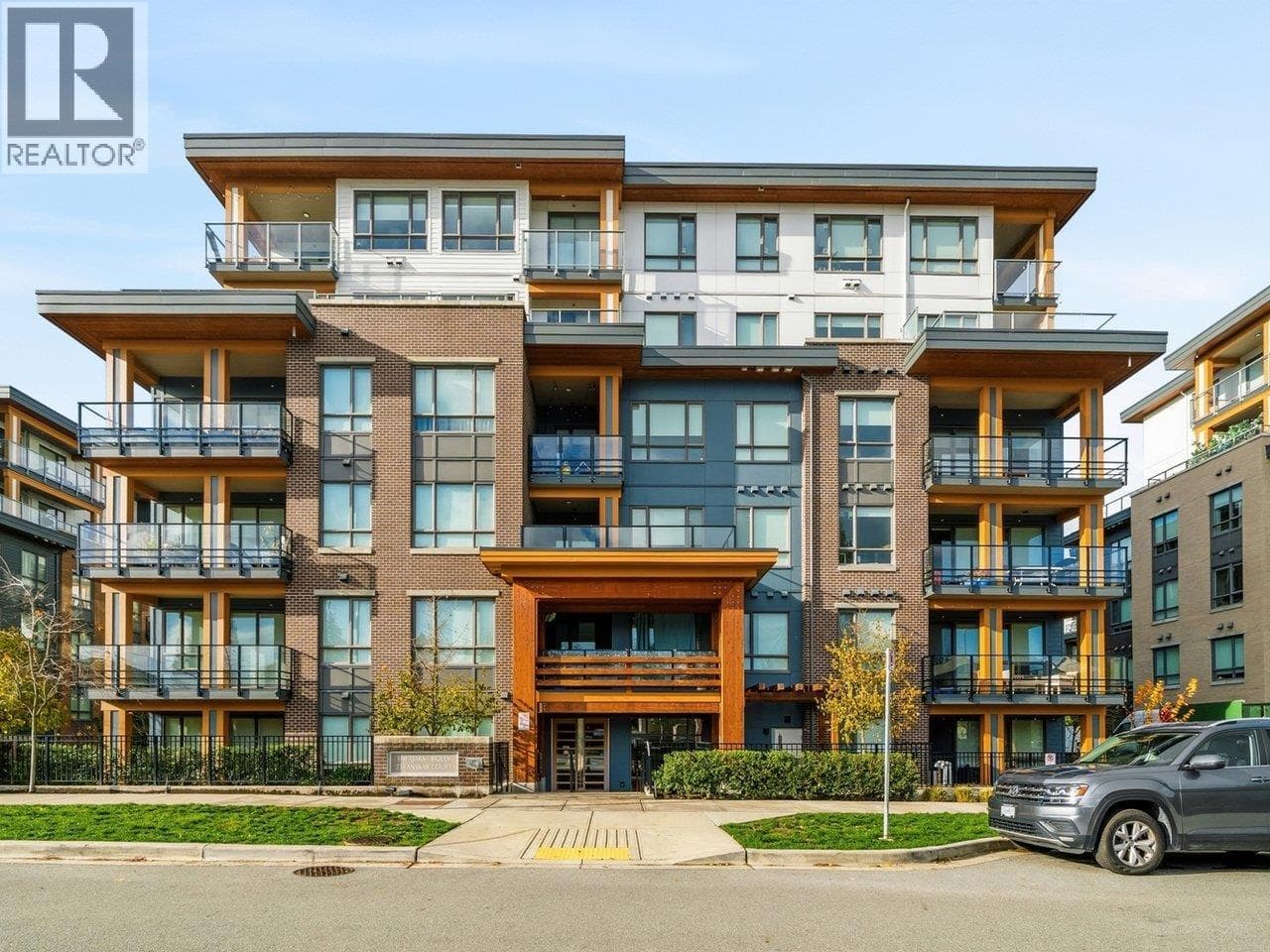 613 735 ANSKAR COURT — Coquitlam, British Columbia - Main photo