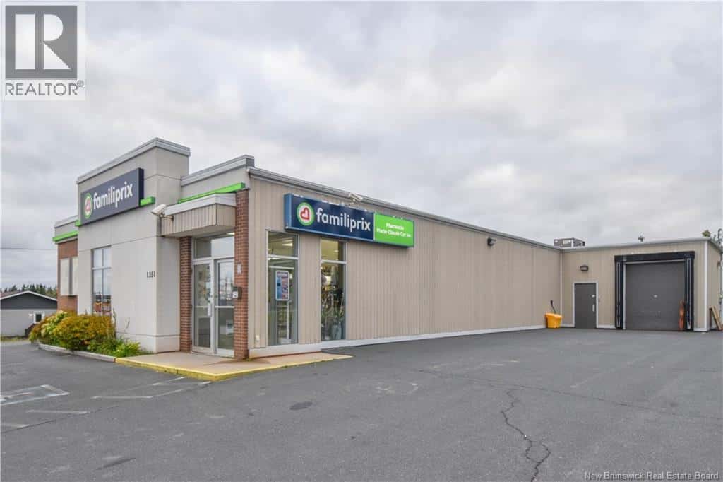 1351 des Fondateurs Street — Paquetville, New Brunswick - Photo 3 of 37