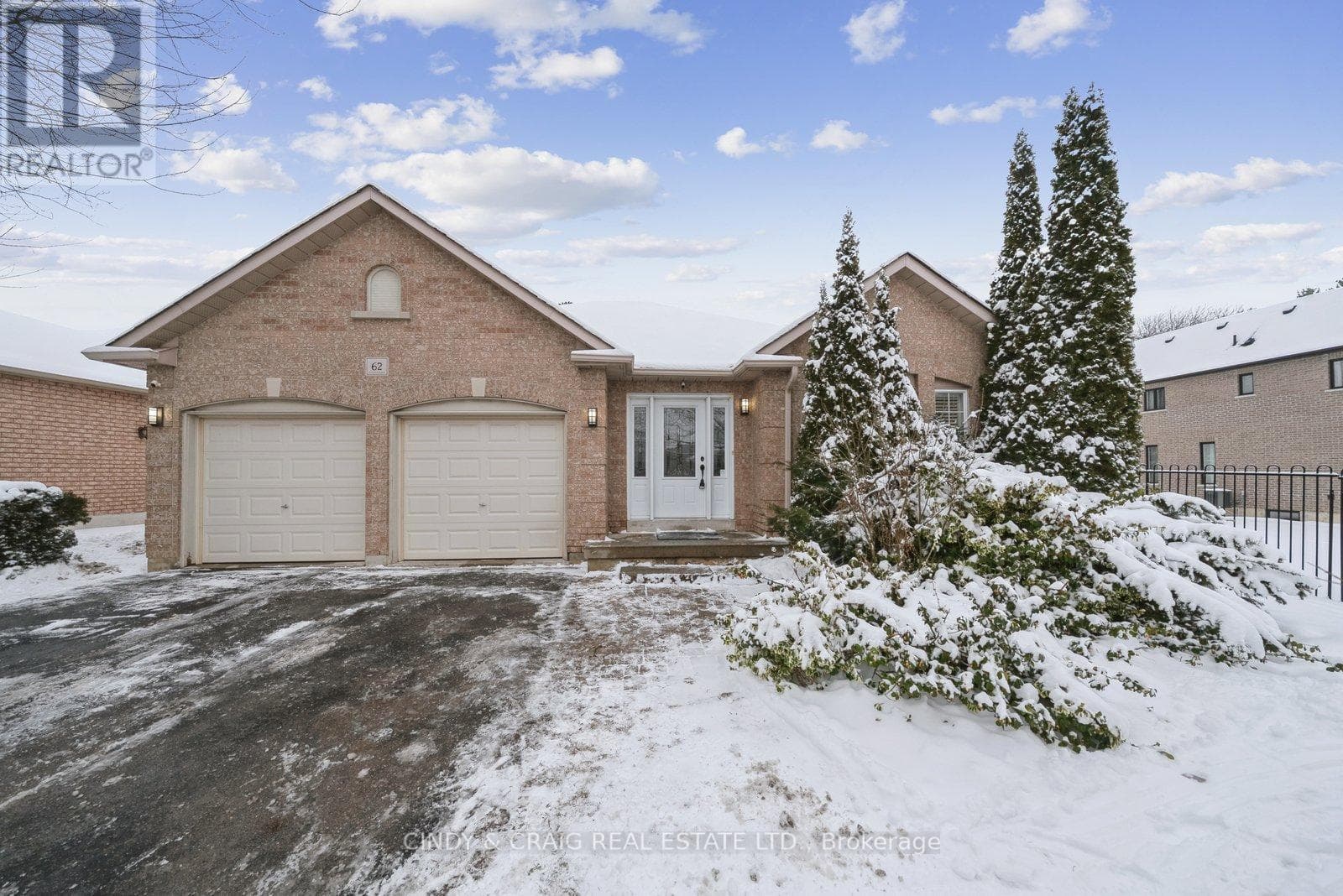 62 FOXHUNT TRAIL — Clarington (Courtice), Ontario - Main photo